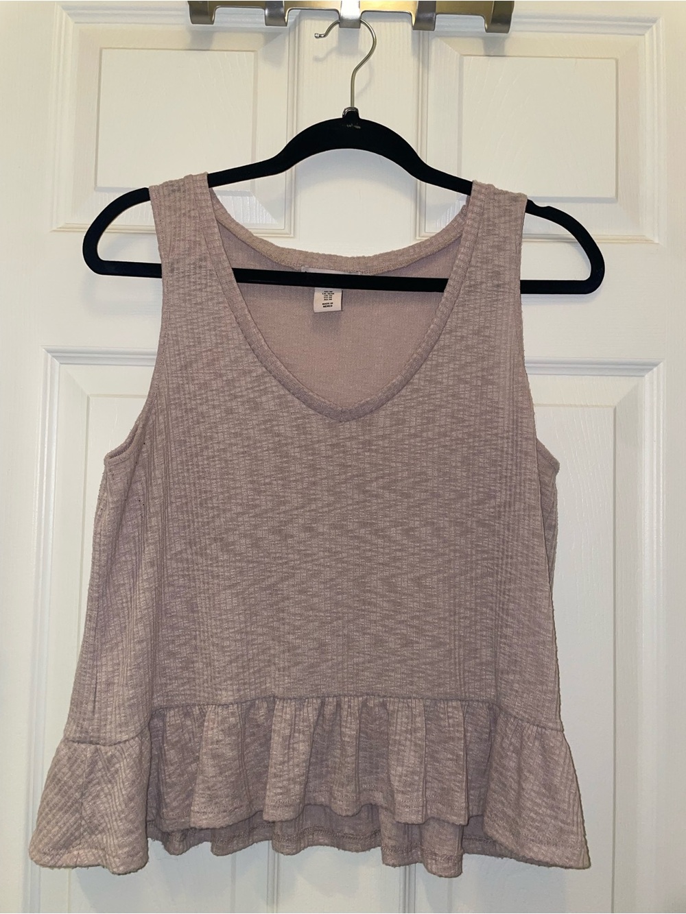 Sincerely Jules Mauve Ribbed V-Neck Peplum Tank